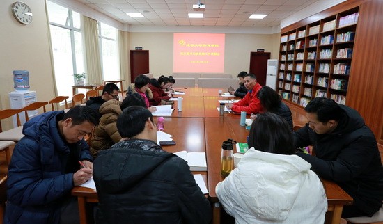 CH2F6585.jpg CH2F6585.jpg